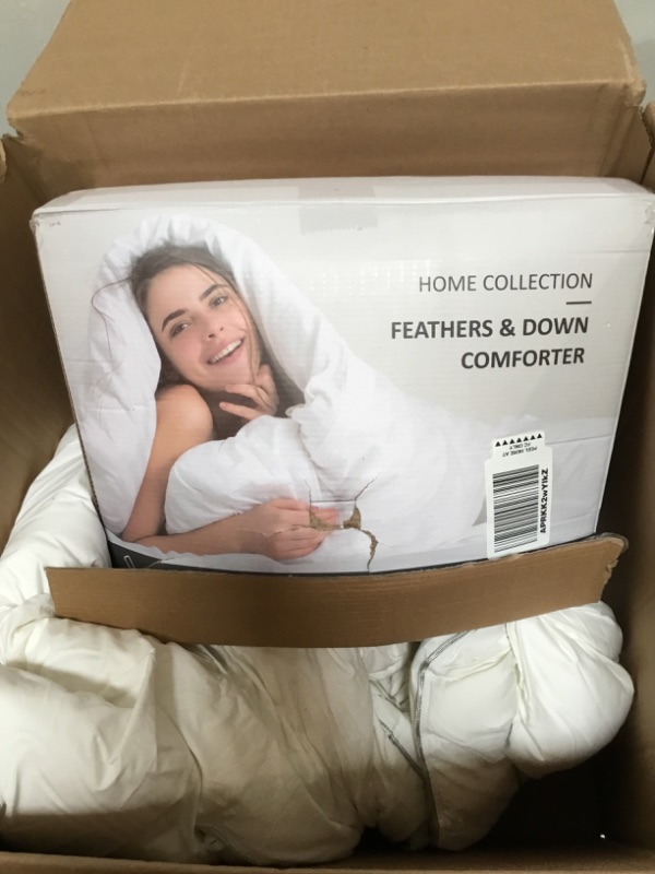 Photo 2 of APSMILE Full/Queen Size Goose Feathers Down Comforter Duvet Insert - Ultra-Soft All Season Down Comforter Hotel Collection Comforter, 46 Oz Fluffy Medium Warmth (90x90, White)