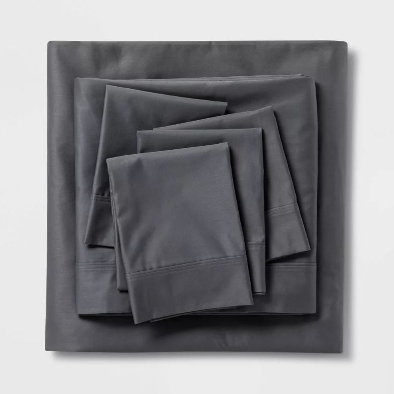 Photo 1 of 800 Thread Count Solid Sheet Set - Threshold Signature™