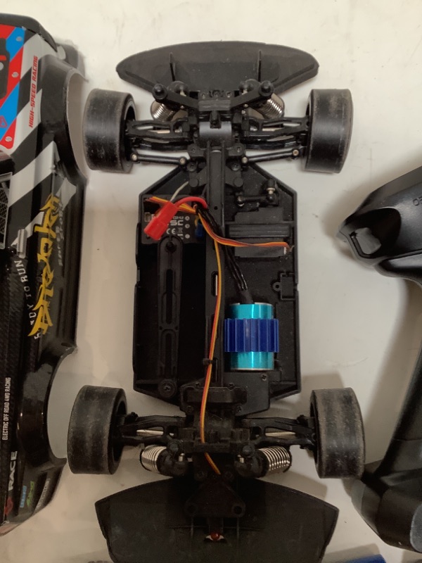 Photo 3 of Cheerwing 1:16 2.4Ghz 4WD 30KM/H High Speed RC Car Remote Control Drift Car Truck for Kids and Adults