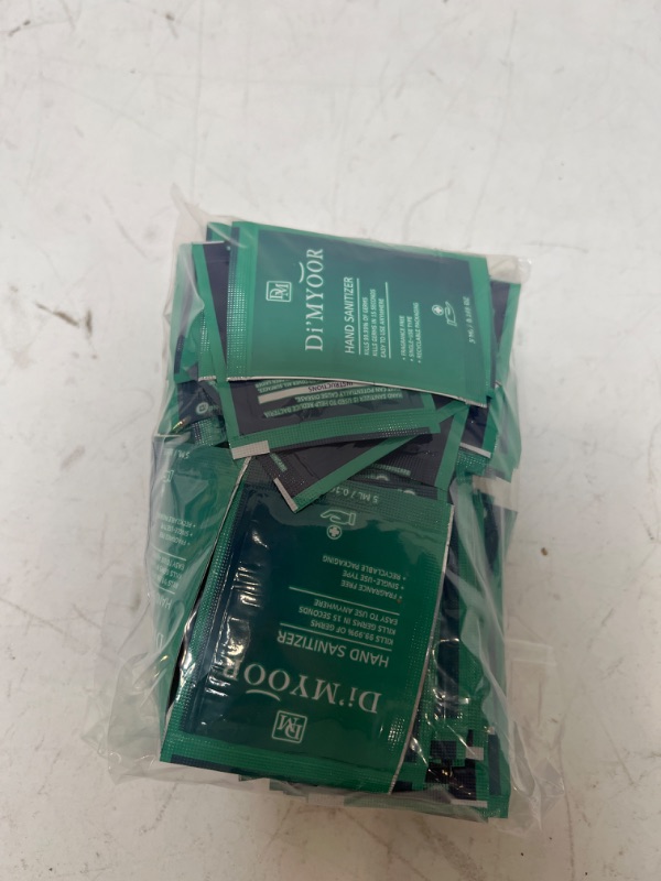Photo 1 of 78-pack Dimyoor Hand Sanitizer Packets 