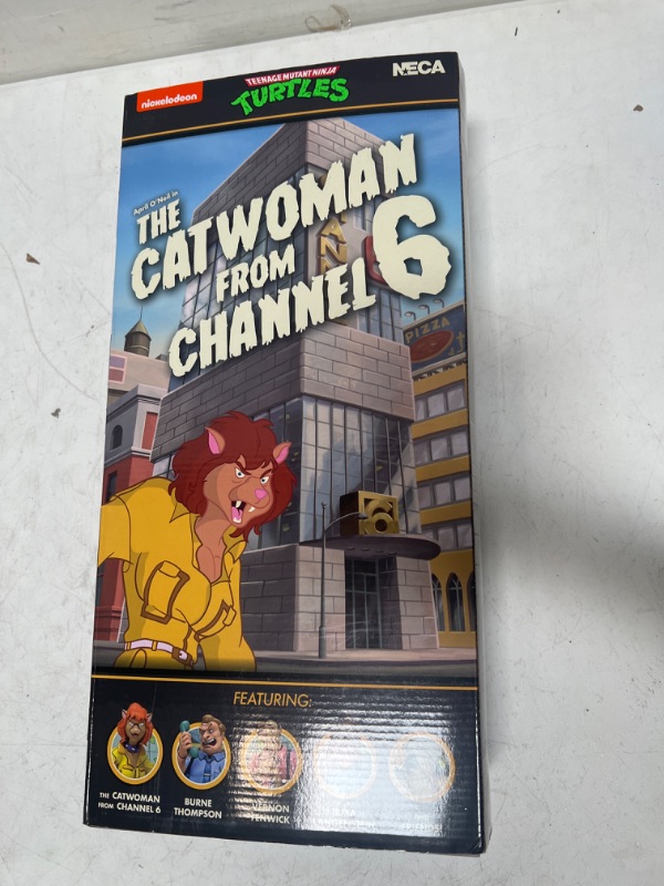 Photo 3 of NECA Teenage Mutant Ninja Turtles The Catwoman from Channel 6 COLLECTABLE 