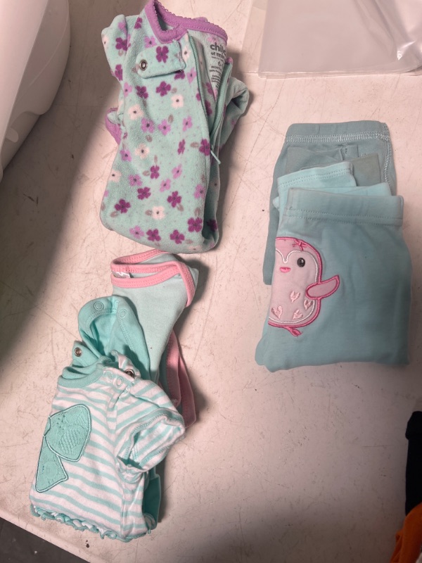 Photo 1 of 5-pack of Babygirl Clothes, Onesie, Pants, etc. Blue design 6-9m