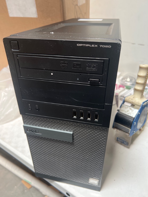 Photo 4 of DELL Optiplex 7020 Tower Core i7-4770 3.4GHz 32GB 1TB + 240GB SSD DVD-RW Wi-Fi Win 10 Pro (Renewed)
