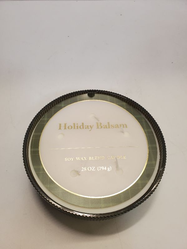 Photo 2 of HOLIDAY BALSAM - SOY WAX BLEND CANDLE - 28 OZ 