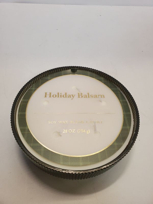Photo 3 of HOLIDAY BALSAM - SOY WAX BLEND CANDLE - 28 OZ 