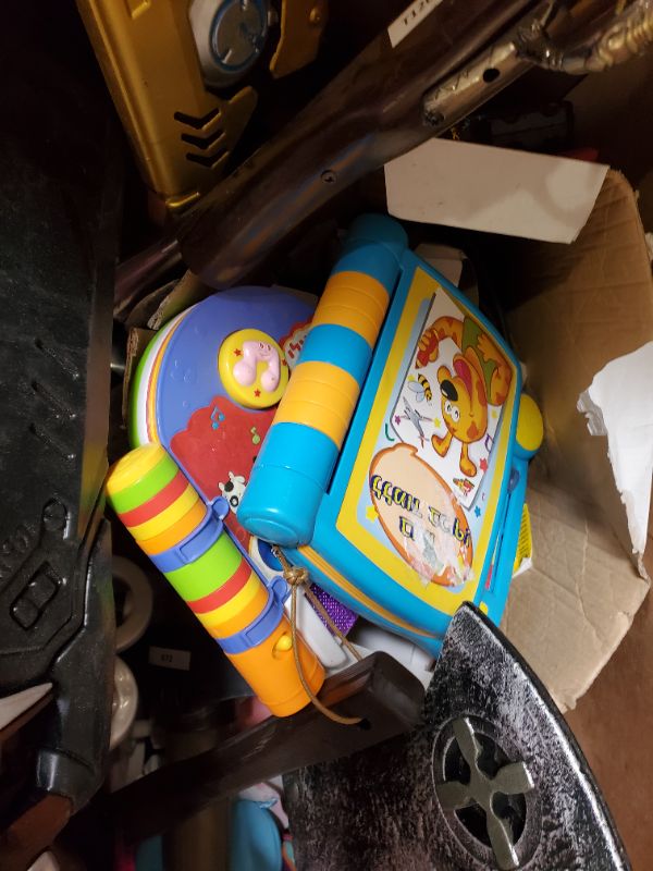Photo 2 of MISCELLANEOUS CHILDREN TOY LOT USED & NEW ITEMS 