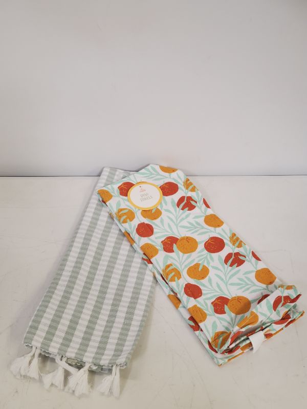 Photo 1 of PACK OF 2 - 2 PCS KITCHEN TOWELS - GREEN AND WHITE TASSEL STRIPES & PRINTED TOMATOES 