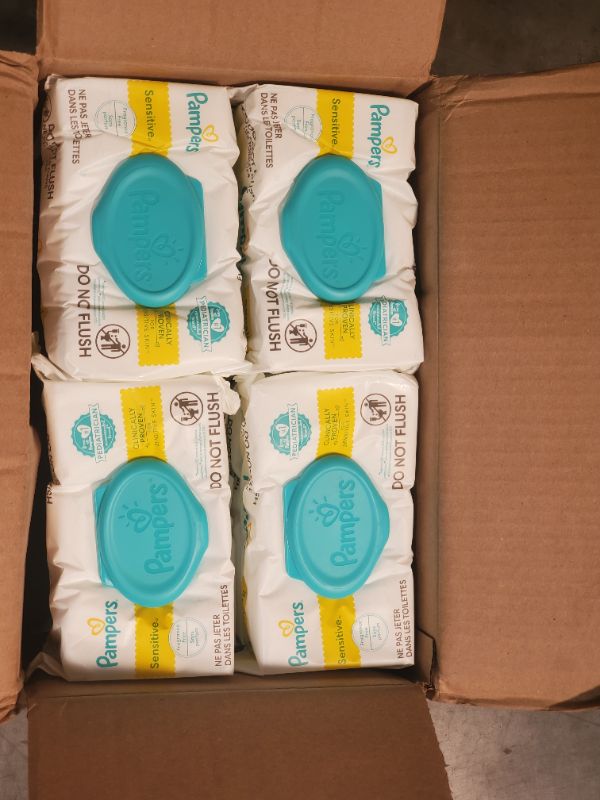 Photo 3 of Pampers Sensitive Water-Based Baby Wipes 12x Combo Pack, 864 Count