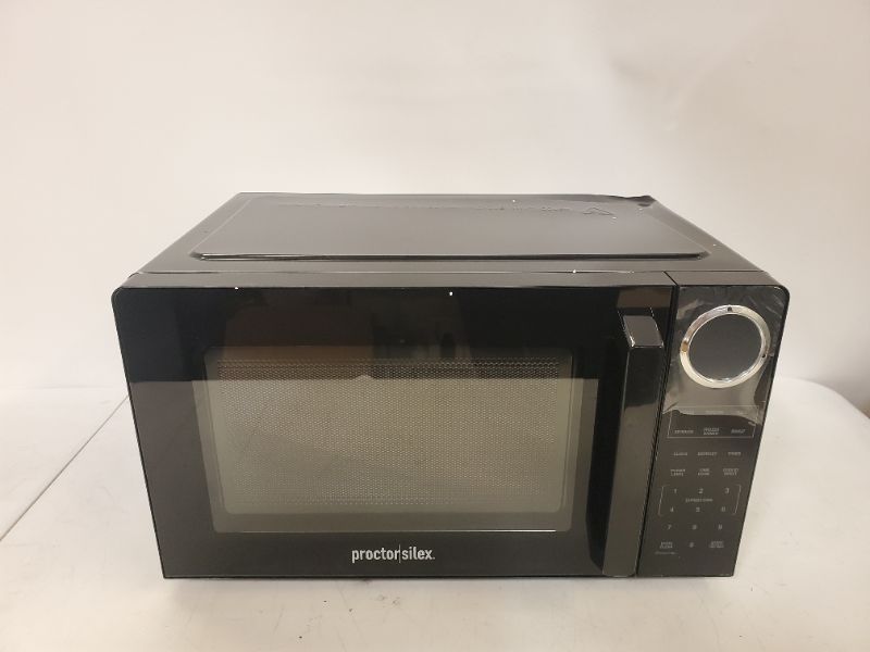 Photo 4 of Proctor Silex 0.9 cu ft 900 Watt Microwave Oven - Black