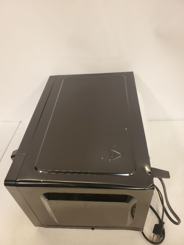 Photo 7 of Proctor Silex 0.9 cu ft 900 Watt Microwave Oven - Black