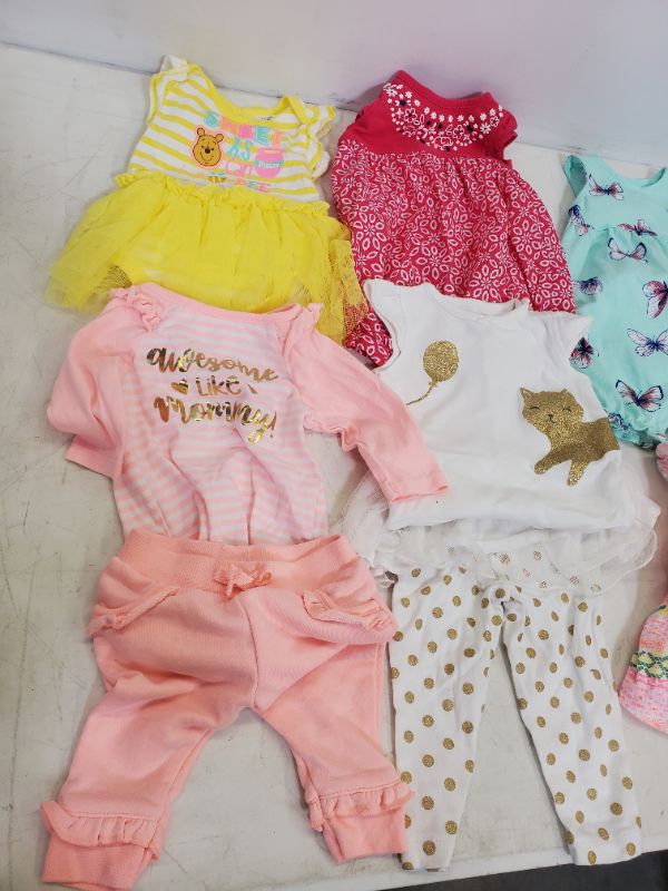 Photo 3 of 6 PIECE BABY GIRL OUTFIT LOT - CLOTHING SIZE VARIES (3M-9M)