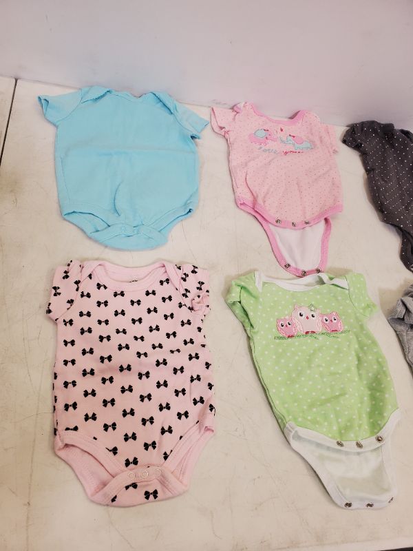 Photo 3 of 6 PIECE BABY ONESIES LOT  - CLOTHING SIZE VARIES (3M-9M)