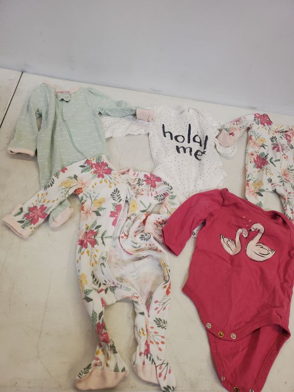 Photo 3 of 5 PIECE  BABY GIRL LONG SLEEVE ONESIES LOT-SIZE VARIES  (3M-9M)