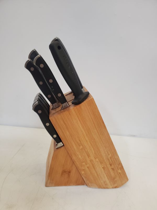 Photo 2 of Wolfgang Puck 14 Piece Knives Cutlery Knife Set WITH WOOD BLOCK