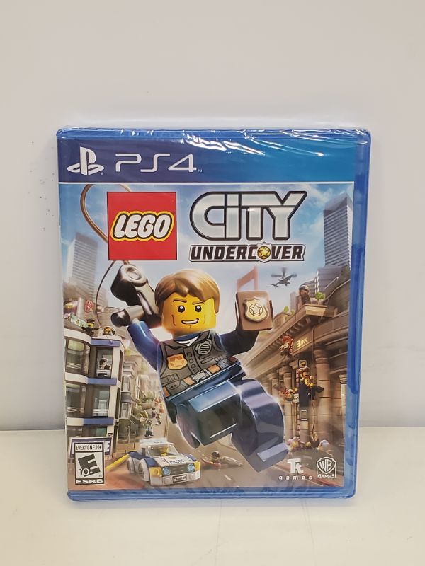 Photo 2 of LEGO City Undercover - PlayStation 4 Standard