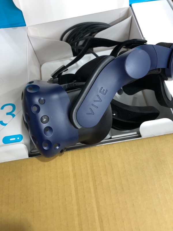 Photo 8 of ***PARTS ONLY*** USED HTC VIVE Pro Virtual Reality System