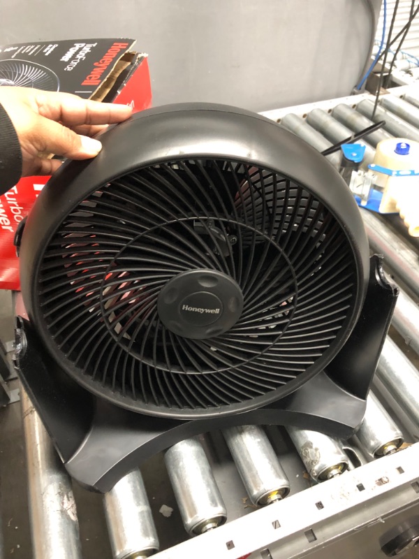 Photo 3 of 12 in. 3 Speed Whole Room Circulator Floor Fan