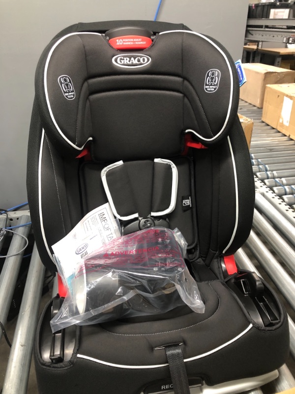 Photo 2 of Graco Atlas 65 2 in 1 Harness Booster Seat | Harness Booster and High Back Booster in One, Glacier , 19x22x25 Inch (Pack of 1)