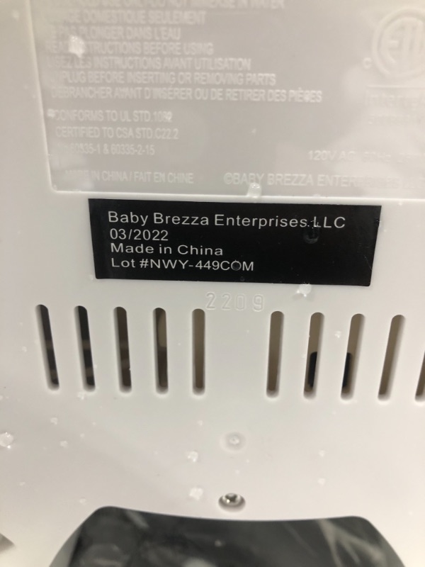 Photo 4 of New and Improved Baby Brezza Formula Pro Advanced Formula Dispenser Machine - Automatically Mix a Warm Formula Bottle Instantly - Easily Make Bottle with Automatic Powder Blending