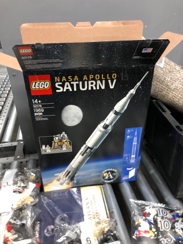 Photo 3 of ***SEE NOTES***
LEGO Ideas NASA Apollo Saturn V 92176 Outer Space Model Rocket for Kids and Adults, Science Building Kit (1969 Pieces)
