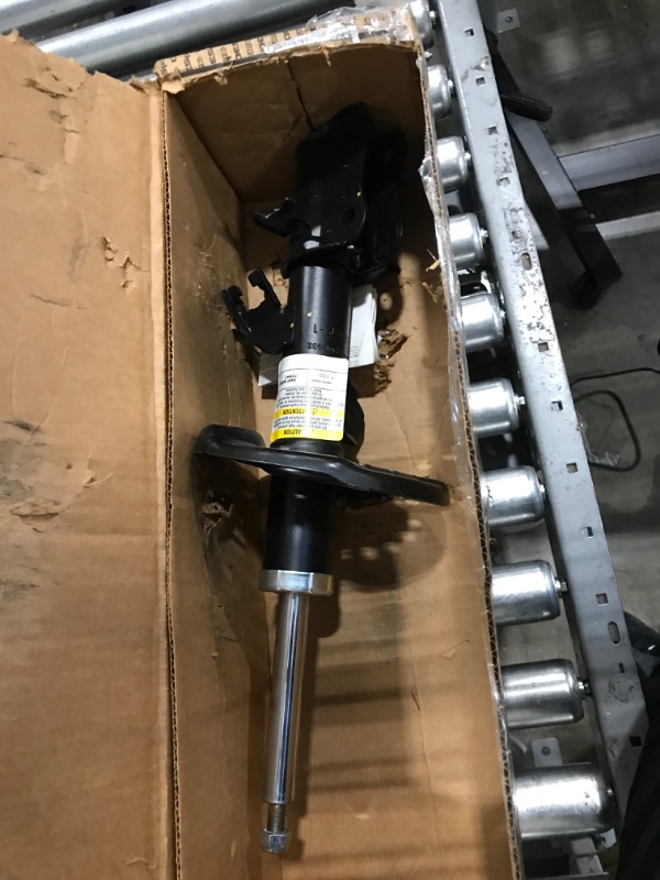 Photo 2 of Monroe Shocks & Struts OESpectrum 72947 Suspension Strut