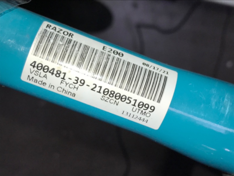 Photo 6 of ***PARTS ONLY*** Razor E200 Electric Scooter - 8" Air-Filled Tires, 200-Watt Motor, Up to 12 mph and 40 min of Ride Time
