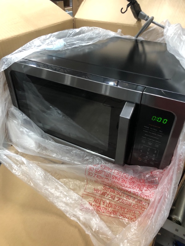Photo 2 of **Parts Only** Non Functional** TOSHIBA ML-EM45P(BS) Countertop Microwave Oven with Smart Sensor and Position Memory Turntable, Memory Function, 1.6 Cu.ft with 13.6" Removable Turntable, Black Stainless Steel, 1200W
