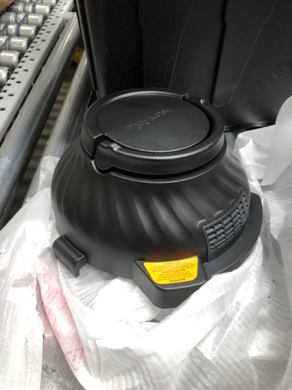 Photo 1 of Instant Pot Duo Crisp 11-in-1 Air Fryer and Electric Pressure Cooker Combo with Multicooker Lids that Air Fries, Steams, Slow Cooks, Sautés, Dehydrates, & More, Free App With Over 800 Recipes, 6 Quart
