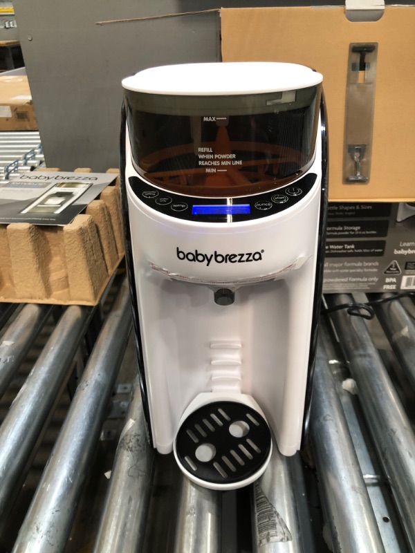 Photo 5 of Baby Brezza New and Improved Formula Pro Advanced Dispenser Machine