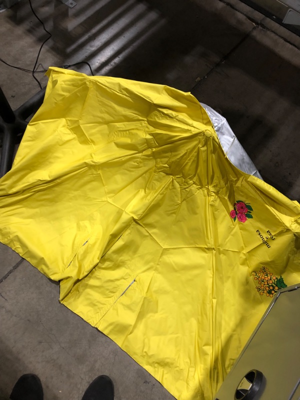 Photo 2 of *NOT exact stock photo, use for reference*
Foldable Car Windshield Umbrella, Yellow
