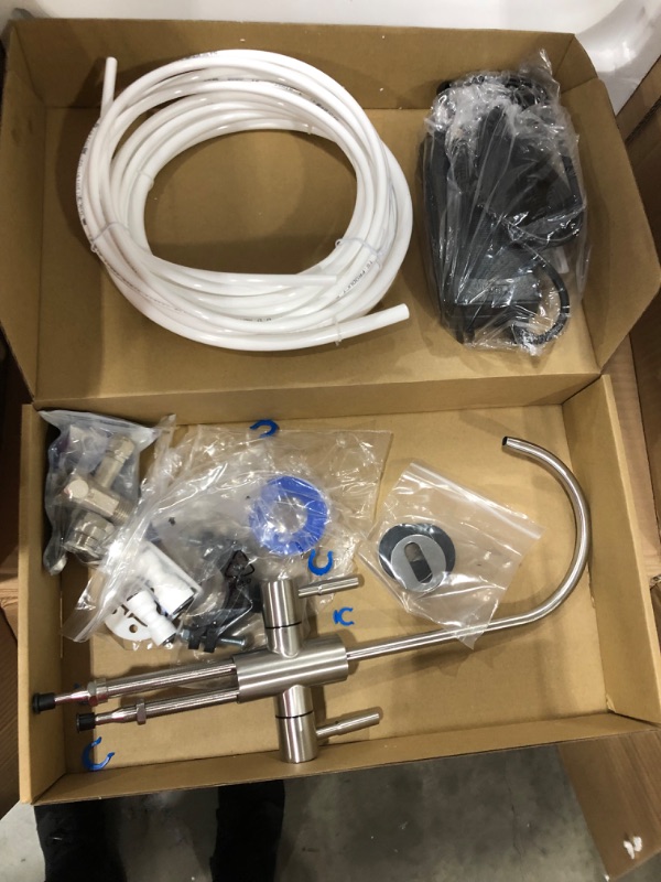 Photo 1 of RO Reverse Osmosis Water Filtration System, Countertop or Under Sink Tankless Purifier, 1.5:1 Drain Ratio, 600 GPD, TDS Reduction, Faucet Included
