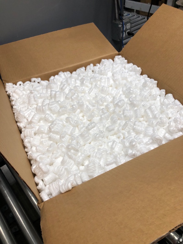Photo 1 of Uboxes Packing Peanuts White 3.5 Cubic Feet