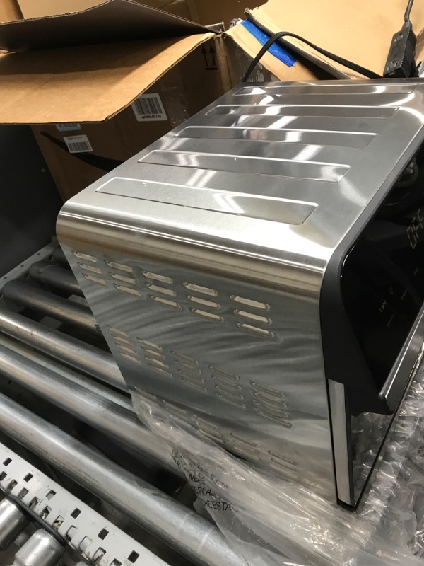 Photo 1 of Instant Omni Pro 19 QT/18L Air Fryer Toaster Oven Combo, From the Makers of Instant Pot, 14-in-1 Functions, Fits a 12" Pizza, 6 Slices of Bread, App with Over 100 Recipes