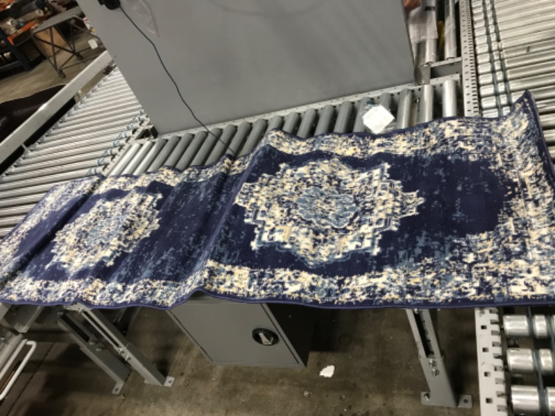 Photo 1 of 3FT X 6FT RUNNER RUG