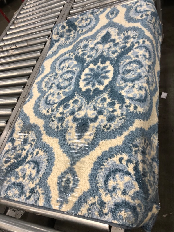 Photo 1 of 30"X46" RUNNER RUG 