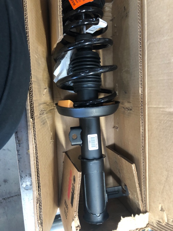 Photo 2 of Monroe 272529 Quick Complete Strut Assembly