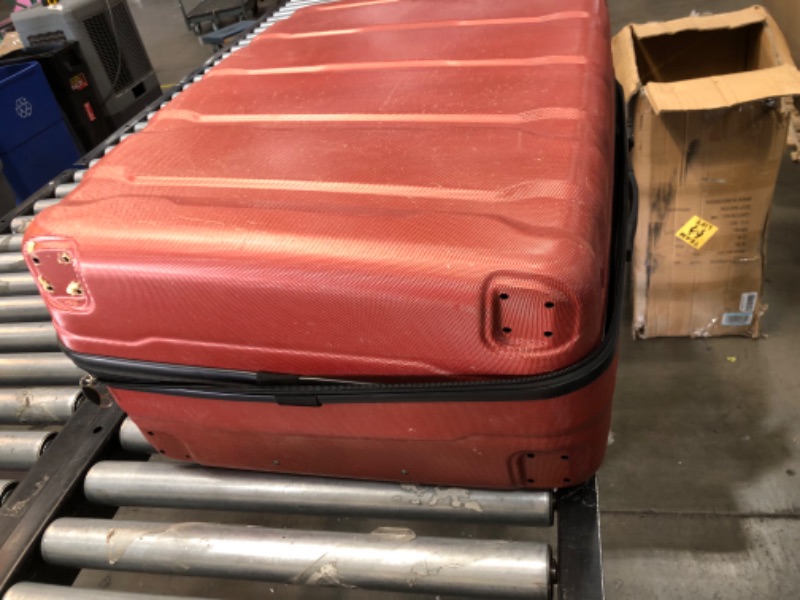 Photo 2 of **missing wheels, damaged** view-photos**
Samsonite Omni PC Hardside Expandable Luggage with Spinner Wheels, Checked-Large 28-Inch, Burnt Orange
