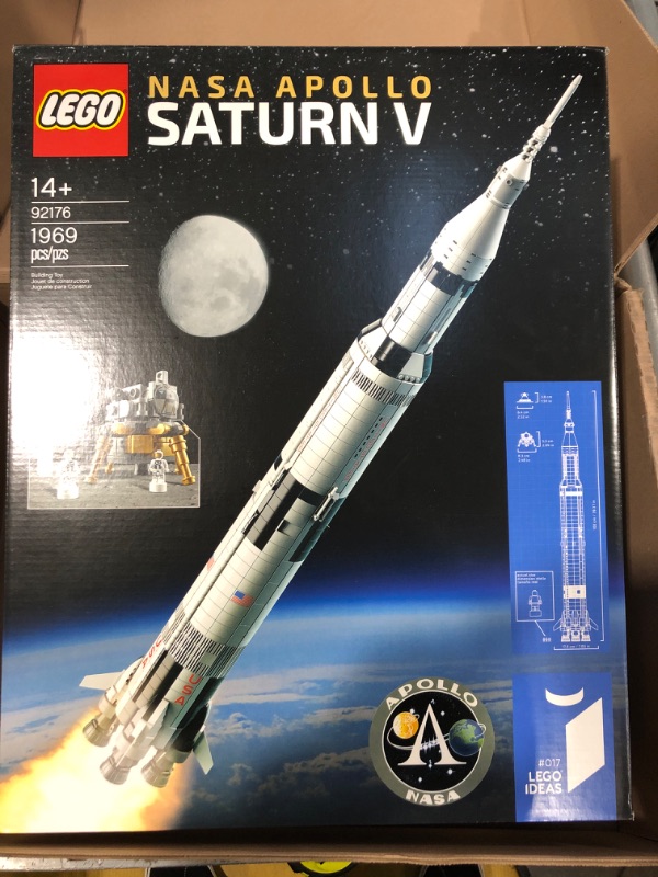 Photo 1 of LEGO Ideas NASA Apollo Saturn V 21309
