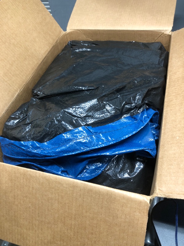 Photo 1 of **UNKOWN MEASUREMENTS ****BIG TARP BLACK & BLUE 