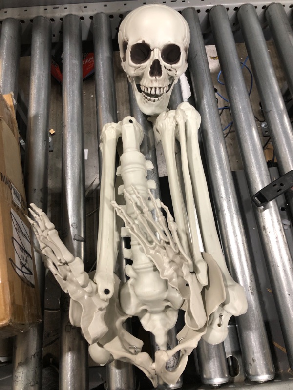 Photo 2 of 36" Skeleton Halloween Decorations, 3FT Realistic Full Body Movable Posable Joints Skeleton, Creepy Halloween Plastic Skeleton for Graveyard Decorations, Haunted House Props Indoor/Outdoor Decor
