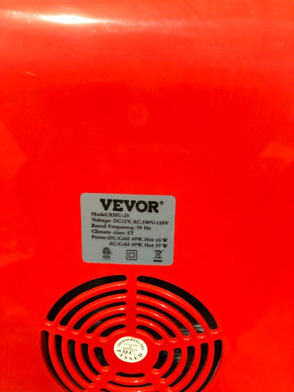 Photo 2 of Vevor Digital Thermoelectric Incubator