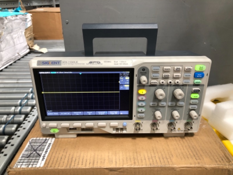 Photo 2 of Siglent Technologies SDS1104X-E 100Mhz Digital Oscilloscope 4 channels Standard Decoder, Grey