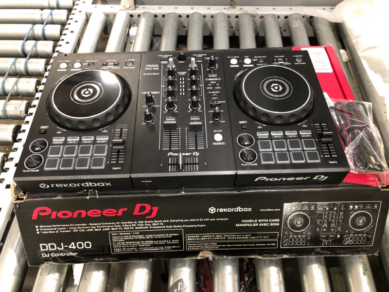 Photo 2 of Pioneer DJ DDJ-200 - 2-deck Digital DJ Controller with USB/Bluetooth Connectivity, WeDJ App, and 16 Performance Pads
