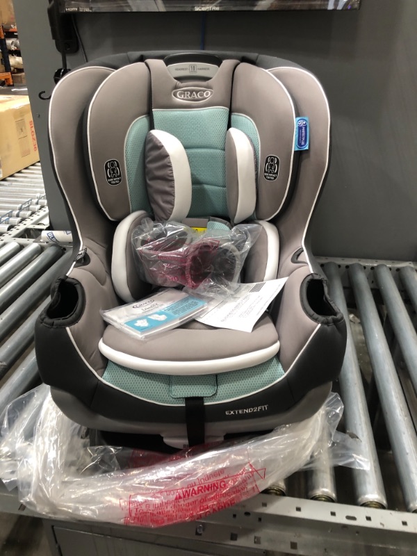 Photo 2 of Graco - Extend2Fit Convertible Car Seat, Spire