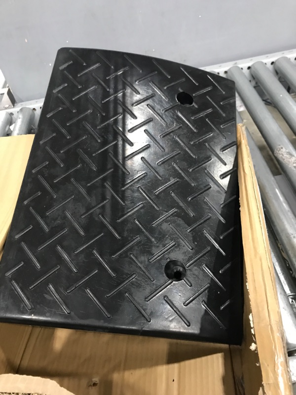 Photo 2 of Mophorn Rubber Curb Ramp 5.3" Height,12.7" Width Sidewalk Curb Ramp,5 Ton Heavy Duty Driveway Ramp for Car Forklifts Trucks Buses 5.3 X 12.6 X 19 inch