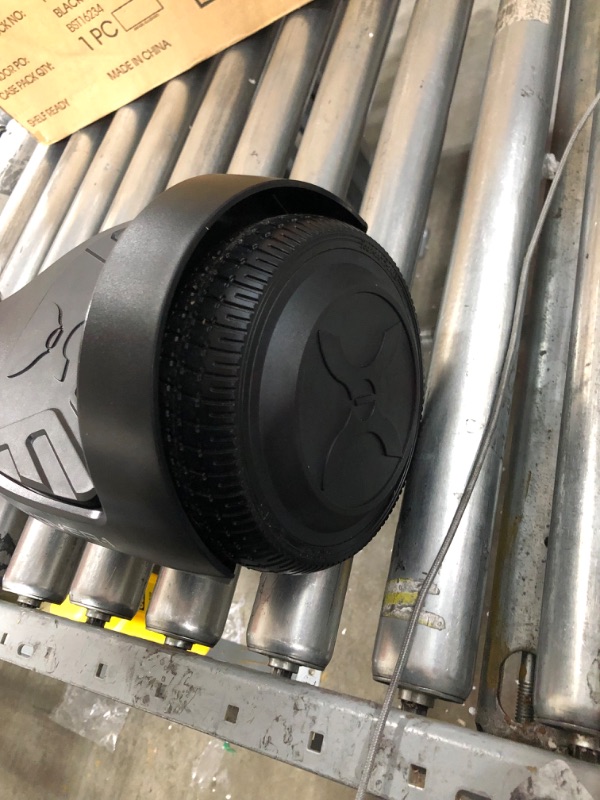 Photo 2 of **used**
Hover-1 Helix Electric Hoverboard | 7MPH Top Speed, 4 Mile Range, 6HR Full-Charge, Built-in Bluetooth Speaker, Rider Modes: Beginner to Expert-NEEDS TO BE CHARGE**
