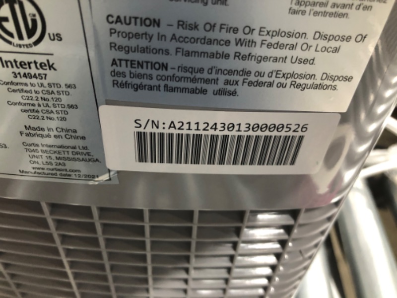 Photo 3 of **damaged, view photos**
FRIGIDAIRE EFIC189-Silver Compact Ice Maker, 26 lb per Day, Silver (Packaging May Vary)
