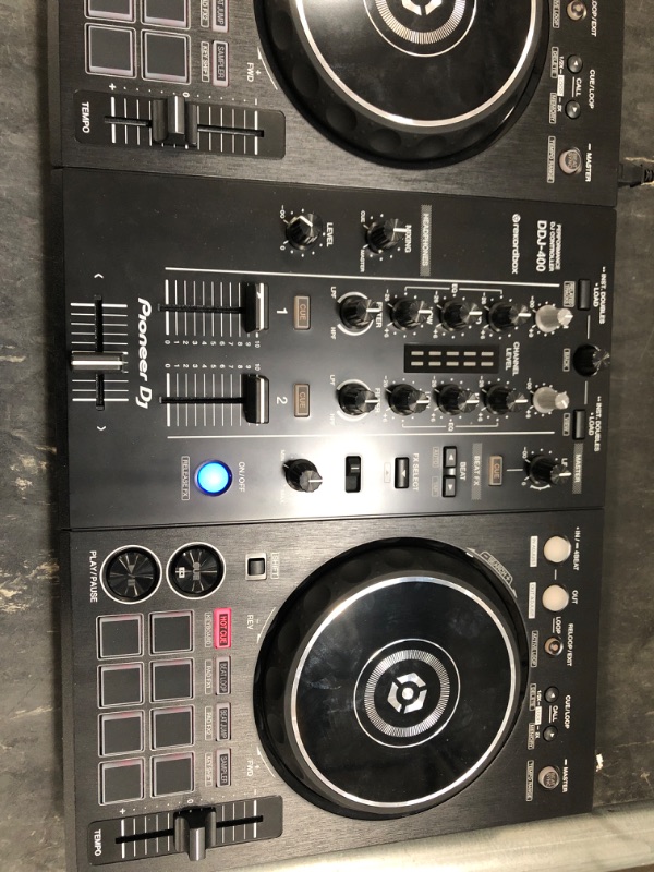 Photo 4 of Pioneer DJ DDJ-400 2-Deck Rekordbox DJ Controller
