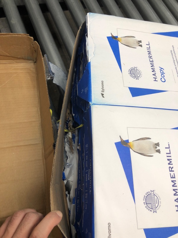 Photo 1 of Hammermill Printer Paper, 20 Lb Copy Paper, 8.5 x 11 - 8 Ream (4,000 Sheets) - 92 Bright, Made in the USA
