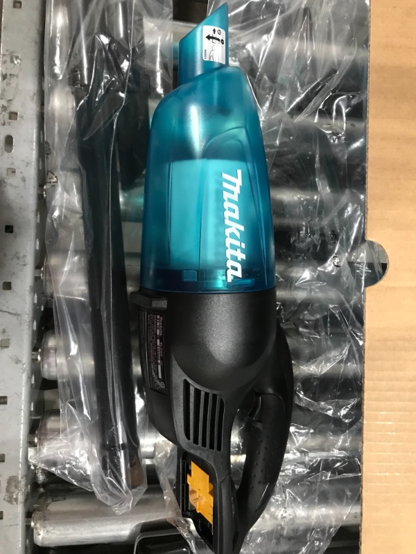 Photo 2 of 18-Volt LXT Lithium-ion Handheld Cordless Vacuum (Tool-Only)